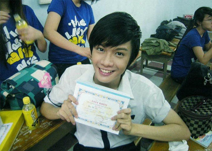  Đào Bá Lộc khi còn là học sinh đã có nét xinh xắn của con gái.