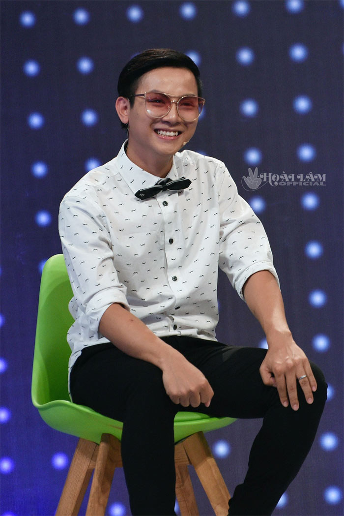 Hoài Lâm từng là cái tên ca sĩ đình đám trong showbiz Việt nhờ giọng ca ngọt ngào và ngoại hình thư sinh, đẹp trai.