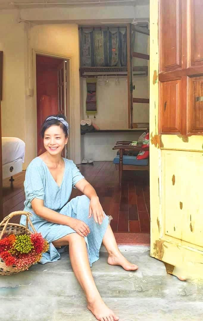 Nữ diễn viên sinh năm 1967 vẫn trẻ trung và quyến rũ như thời thanh xuân.