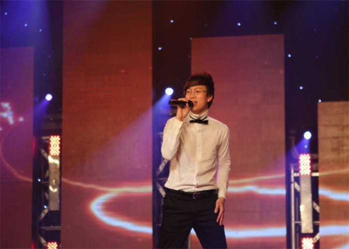 Những năm 2000, Sỹ Luân rất nổi tiếng và được gọi là "huyền thoại" của dòng nhạc teen pop. (Ảnh: FBNV)