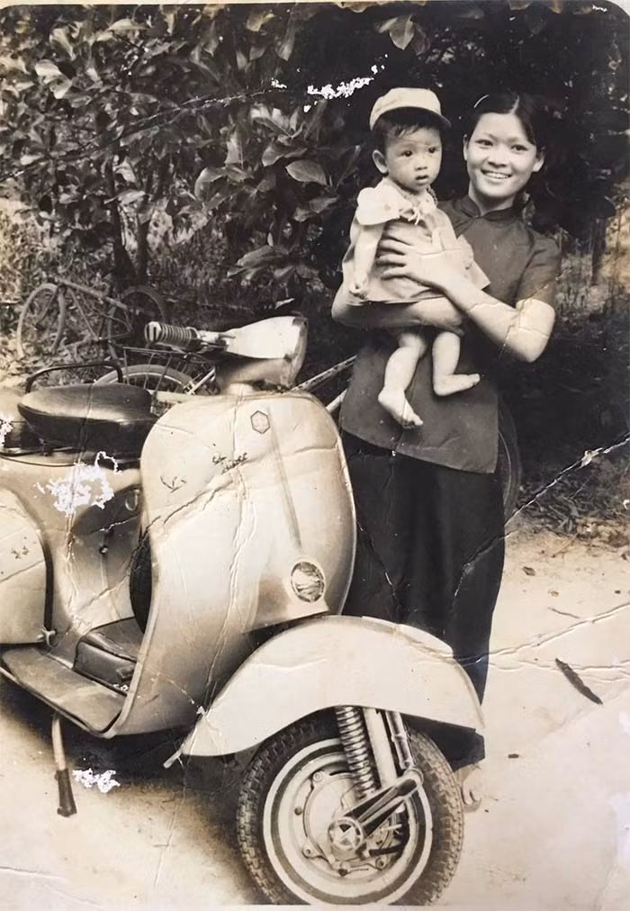 Trước khi trở thành nghệ sĩ hài nổi tiếng, giàu có như bây giờ, Trường Giang nghèo tới mức nhịn ăn sáng, thậm chí có hôm nhịn cả bữa trưa và tối.