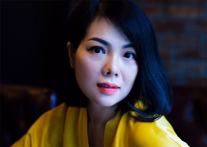 Không còn công tác ở VTV nhưng Bạch Dương vẫn làm cộng tác viên cho nhà đài và làm giảng viên tại Học viện Ngoại giao.