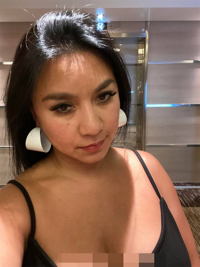 Mặc dù làn da, vóc dáng không còn được như xưa, nhưng nữ ca sĩ rất tự tin khoe mặt mộc, body mỗi khi chụp ảnh.