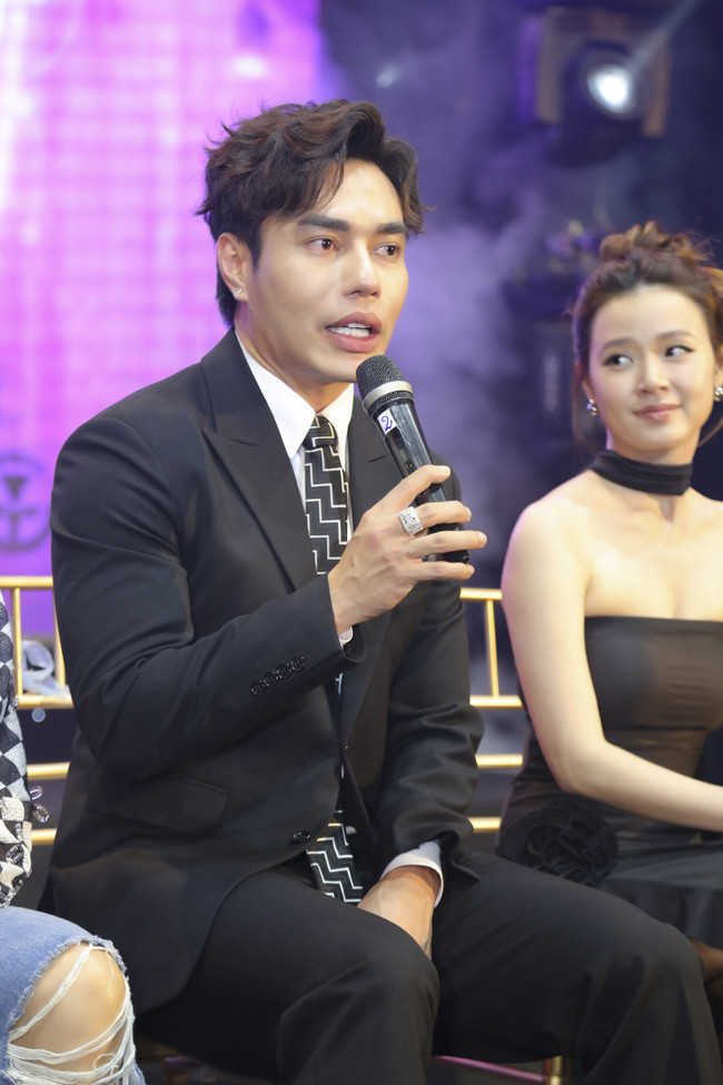 Bất ngờ hơn khi trong phim mới, cựu hot girl Hà thành sẽ đóng cặp với Lê Dương Bảo Lâm - "cây hài" gây cười với biệt danh "Lee Min Ho Đồng Nai".