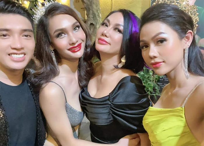 Cũng chính nhờ vẻ đẹp riêng đó mà Kim Khánh thường được các đạo diễn giao cho những vai phụ, vai phản diện và được khán giả nhớ tới qua loạt phim như: "Tốc độ tình yêu", "Vòng vây tội lỗi", "Đoạn cuối ở Bangkok", "Yểu điệu thục nữ",...