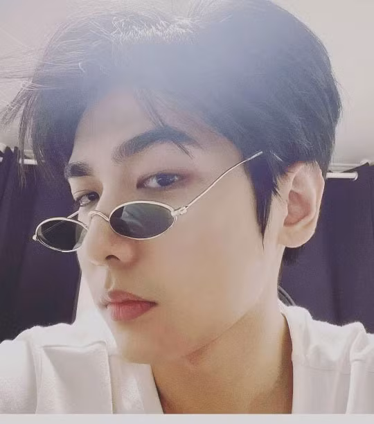 Các nhân chứng có mặt tại vụ giẫm đạp cho biết, Lee Ji Han cố cứu một bé gái ra khỏi đám đông và khi bé thoát ra ngoài thì anh bị kẹt lại. (Ảnh: Instagram)