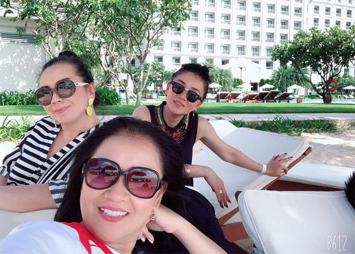 Ba gia đình nhỏ của Tam Ca Áo Trắng luôn quây quần, tụ họp mỗi khi có sự kiện trong gia đình hoặc cùng nhau đi chơi, du lịch.