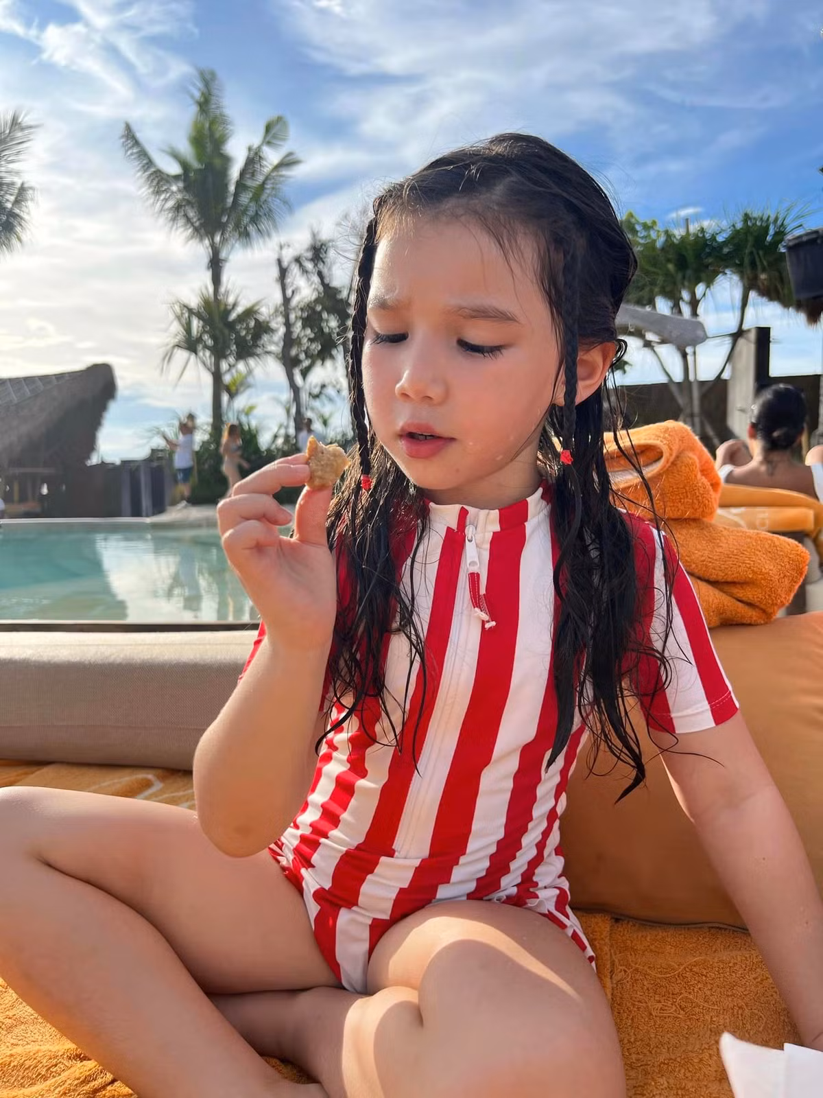  Con gái của siêu mẫu Hà Anh và ông xã người Anh Olly Dowden sở hữu chiều cao vượt trội so với các bạn cùng trang lứa. 