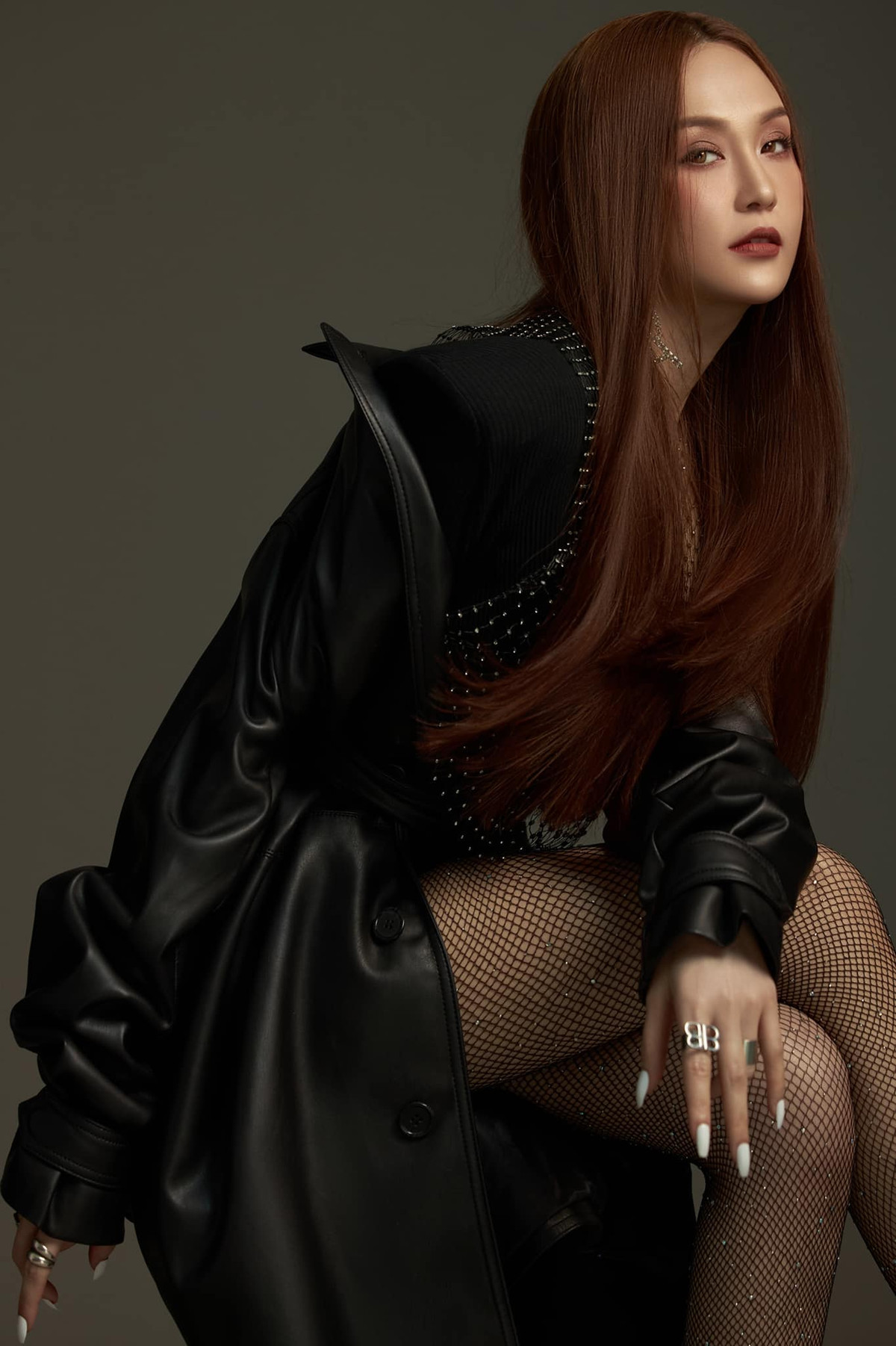 Kinh doanh trong lĩnh vực làm đẹp nên mỹ nhân họ Trần rất biết cách chăm sóc cho sắc vóc của bản thân.