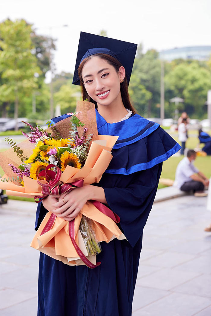 Tháng 7/2022, Lương Thùy Linh tốt nghiệp loại xuất sắc Đại học Ngoại thương. Bài khóa luận tốt nghiệp của nàng hậu đạt 9.1 ở hệ số 10, đạt 4.0 ở hệ số 4 và điểm trung bình tích lũy đạt 3.6/4.0.