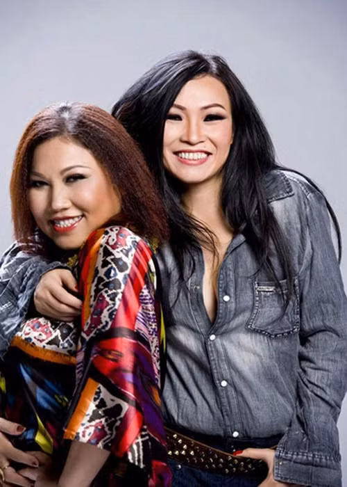 "Tôi và Phương Thanh bây giờ gặp lại nhau vẫn vui vẻ chào hỏi, giao lưu bình thường. Chỉ là để có dịp tâm sự nhiều như xưa thì chưa. Chúng tôi đều bận rộn...", Siu Black chia sẻ với Tiền Phong. (Ảnh: Gia đình và xã hội)