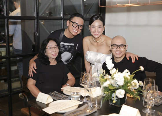 Thời điểm clip được đưa lên mạng, hai người đã hẹn hò được hơn một năm và tình cảm tiến triển rất tốt. (Ảnh: FBNV)