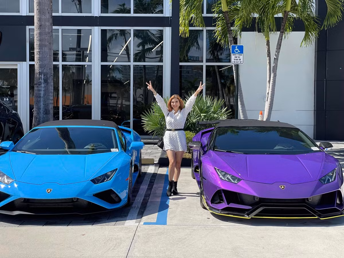 Bà mẹ hai còn còn úp mở chuyện có ý định tậu thêm siêu xe mới cho mình.