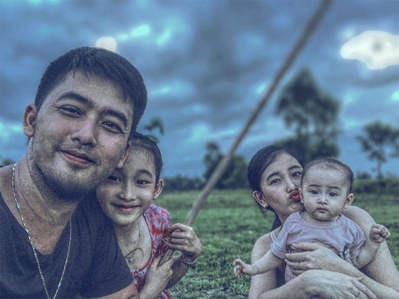 Cuộc sống bình dị nơi thôn quê Bảo Anh gọi là "thiên đường" bởi anh được sống đúng với con người của mình, tự cung tự cấp nhiều thực phẩm nên không bị áp lực về kinh tế.