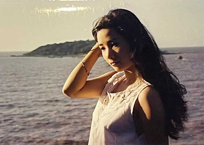 Vóc dáng quyến rũ, khuôn mặt xinh đẹp, mái tóc dài, Thanh Thanh Hiền từng là cô đào cải lương tài sắc vẹn toàn của sân khấu miền Bắc.