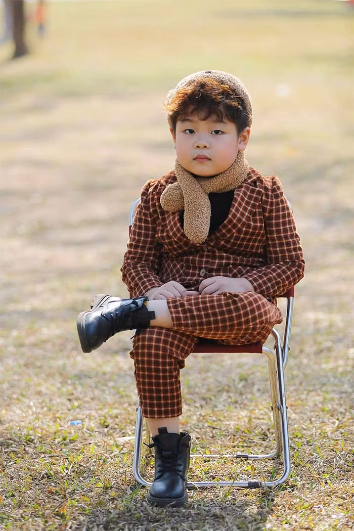 Diễn viên nhí phim "Đừng làm mẹ cáu" gây ấn tượng với khán giả với ngoại hình mũm mĩm, khuôn mặt tròn, giọng nói đáng yêu.