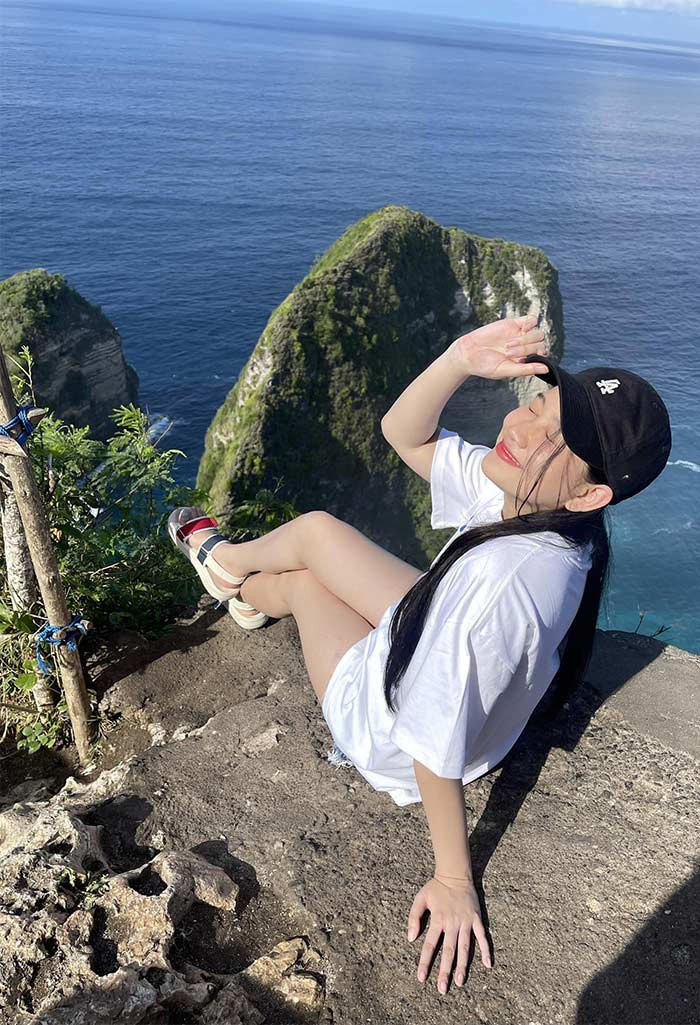 Mặc dù cân nặng vẫn chưa thể về được với con số trước đây, khi chưa bị tăng cân đột ngột, nhưng Trúc Anh đã gọn gàng hơn rất nhiều.