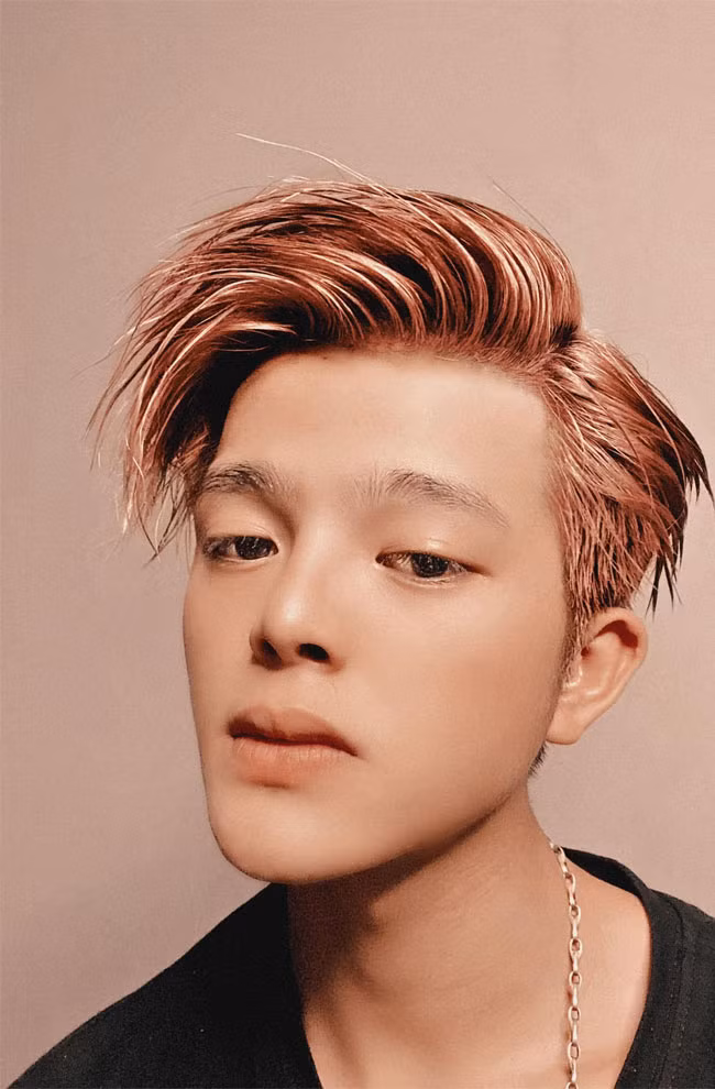 Khuôn mặt của Quang Anh như một người khác so với trước.