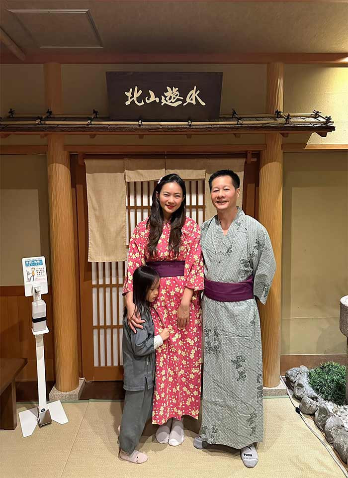 Phan Như Thảo khiến nhiều người ghen tị vì được chồng chiều hết mực từ chăm sóc, nấu nướng cho vợ đến mua biệt thự, đất ở Đà Lạt tặng vợ.