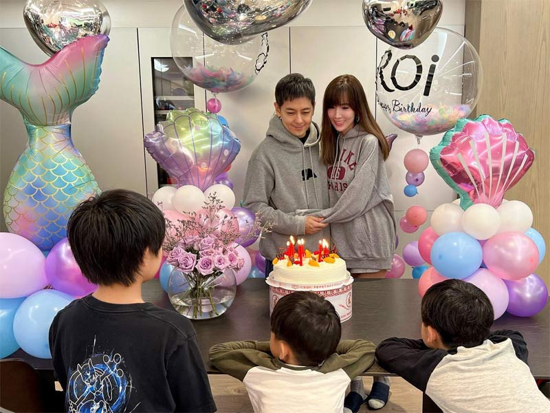 Những hình ảnh có đủ 5 thành viên của nhà họ Lâm - Trần luôn hút được rất nhiều sự quan tâm của mọi người.