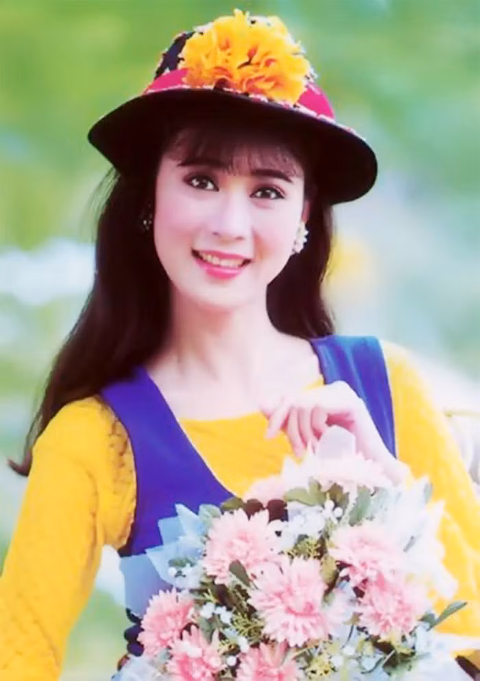 Hiện Diễm Hương định cư ở nước ngoài, có 4 người con.