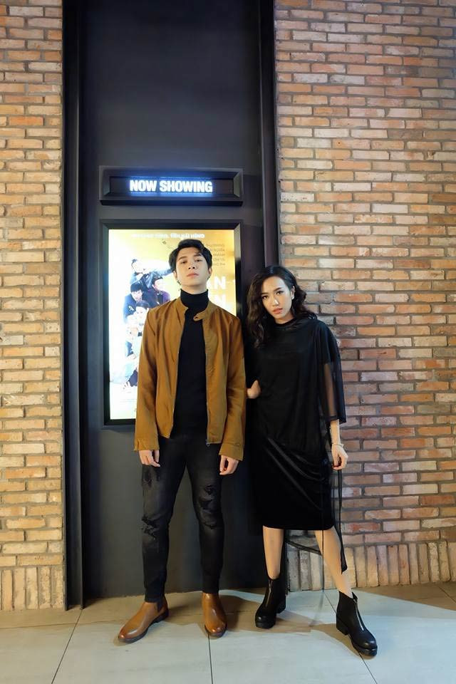 Nhưng suốt từ lúc sinh con đến giờ, chưa bao giờ Diệu Nhi hay Anh Tú đả động tới việc hẹn hò của họ dù cộng đồng mạng tìm ra rất nhiều những dấu hiệu cả hai đang chung sống.