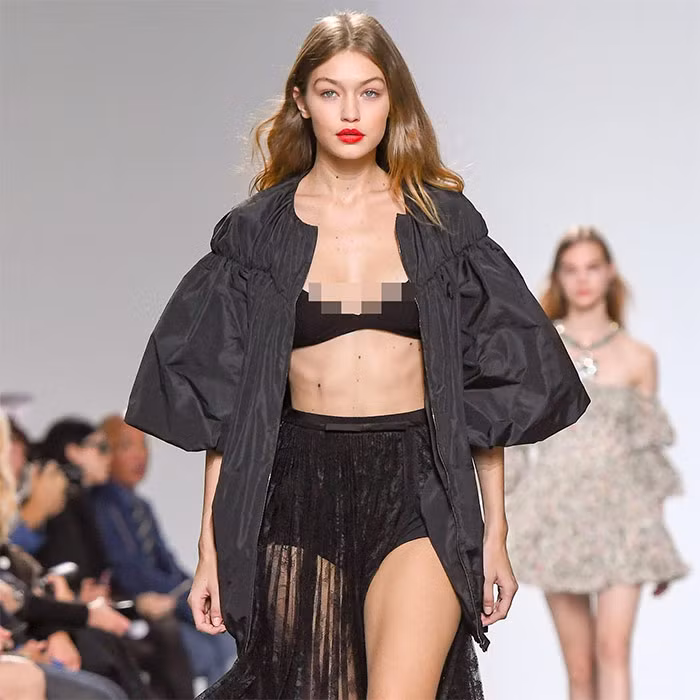 Sau khi chia tay Camila, có tin đồn, nam diễn viên 47 tuổi đang hẹn hò nữ người mẫu 27 tuổi Gigi Hadid. (Ảnh: popsugar) Xem video Leonardo DiCaprio đoạt giải Oscar. Nguồn VTC14: