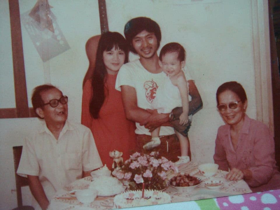 Thời trẻ, mẹ ruột của bà xã Lý Hải đã sở hữu nhan sắc xinh đẹp như hot girl.