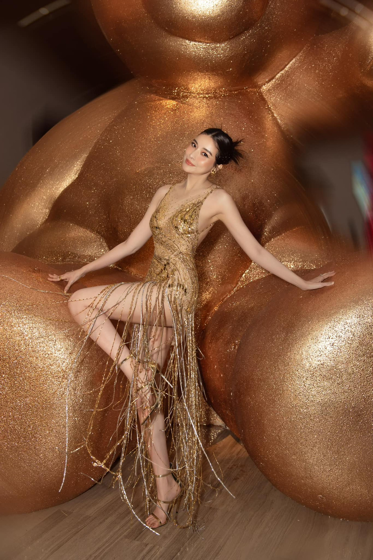 Ở tuổi 32, Cao Thái Hà vẫn sở hữu phong cách trẻ trung.