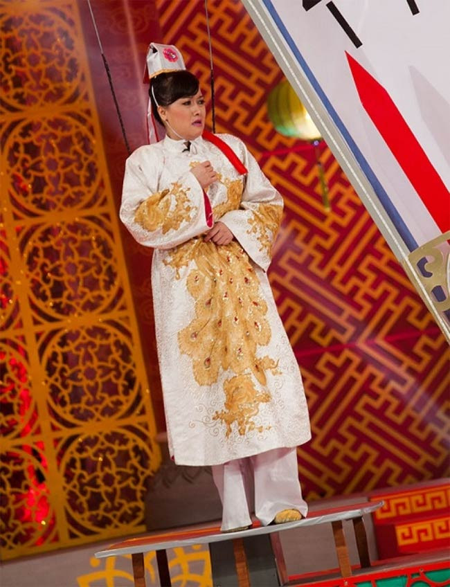 Nữ diễn viên sinh năm 1975 từng chia sẻ, dù được thể hiện nhiều vai táo quân nhưng Táo Y tế là nhân vật chị yêu thích nhất. (Ảnh: VTC)