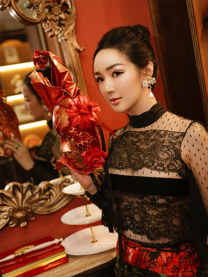 Giáng My đóng hơn 40 vai chính trong nhiều bộ phim đình đám một thời như: "Yêu nàng hoa hậu", "Sài Gòn trong trái tim em", "Kế hoạch 99", "Truy nã tội phạm quốc tế", "Tráng sĩ Bồ đề", "Phi vụ phượng hoàng", "Người đẹp đêm trăng"…