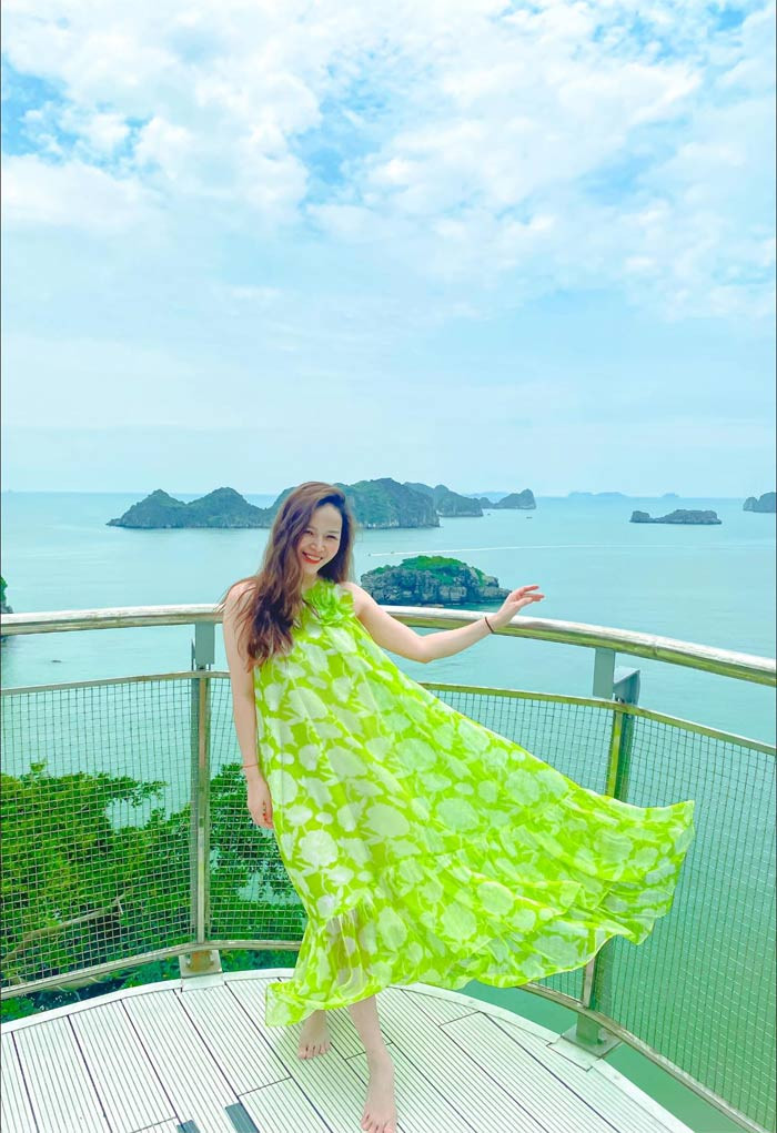 Hiện tại, ngoài diễn xuất, diễn viên Diễm Hương còn kinh doanh các sản phẩm làm đẹp online.