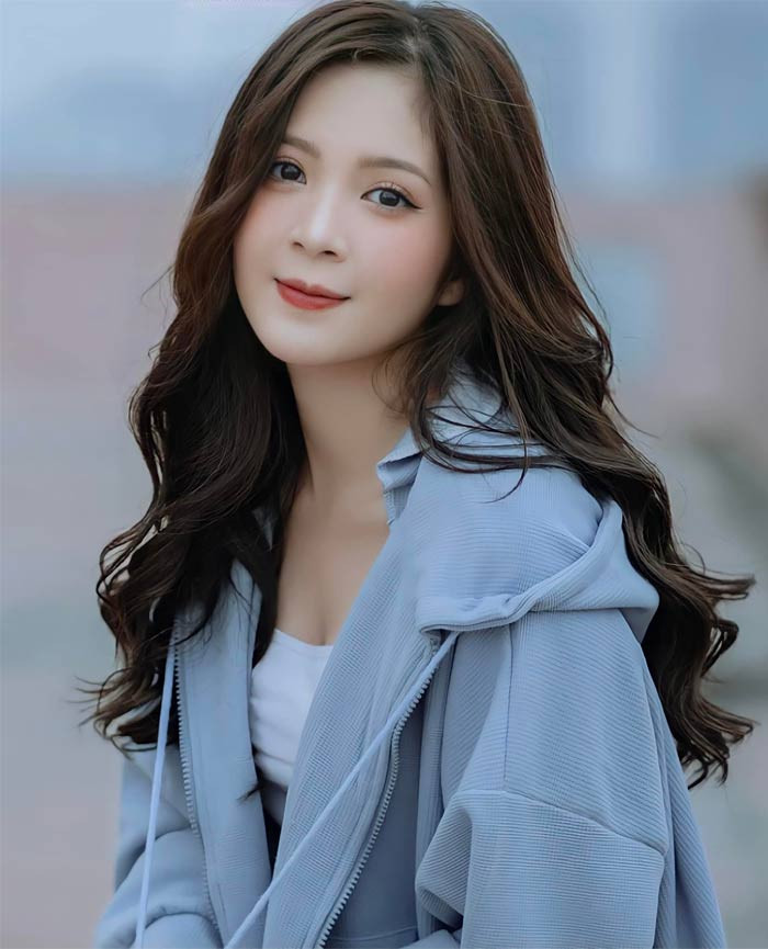 Cũng chính vì thế mà Ngọc Huyền hay được giao những vai con hay vai học sinh cấp 3.