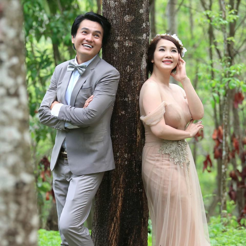 Cuộc hôn nhân của Cao Minh Đạt và bà xã Thanh Trúc vẫn mặn nồng như thuở ban đầu dù đã trải qua 3 năm hẹn hò và 6 năm về chung một nhà.