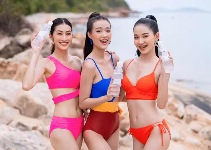 Sau thời gian dài tập luyện, 37 thí sinh Miss World Vietnam 2022 đã tự tin khoe sắc vóc trước thềm chung kết cuộc thi.
