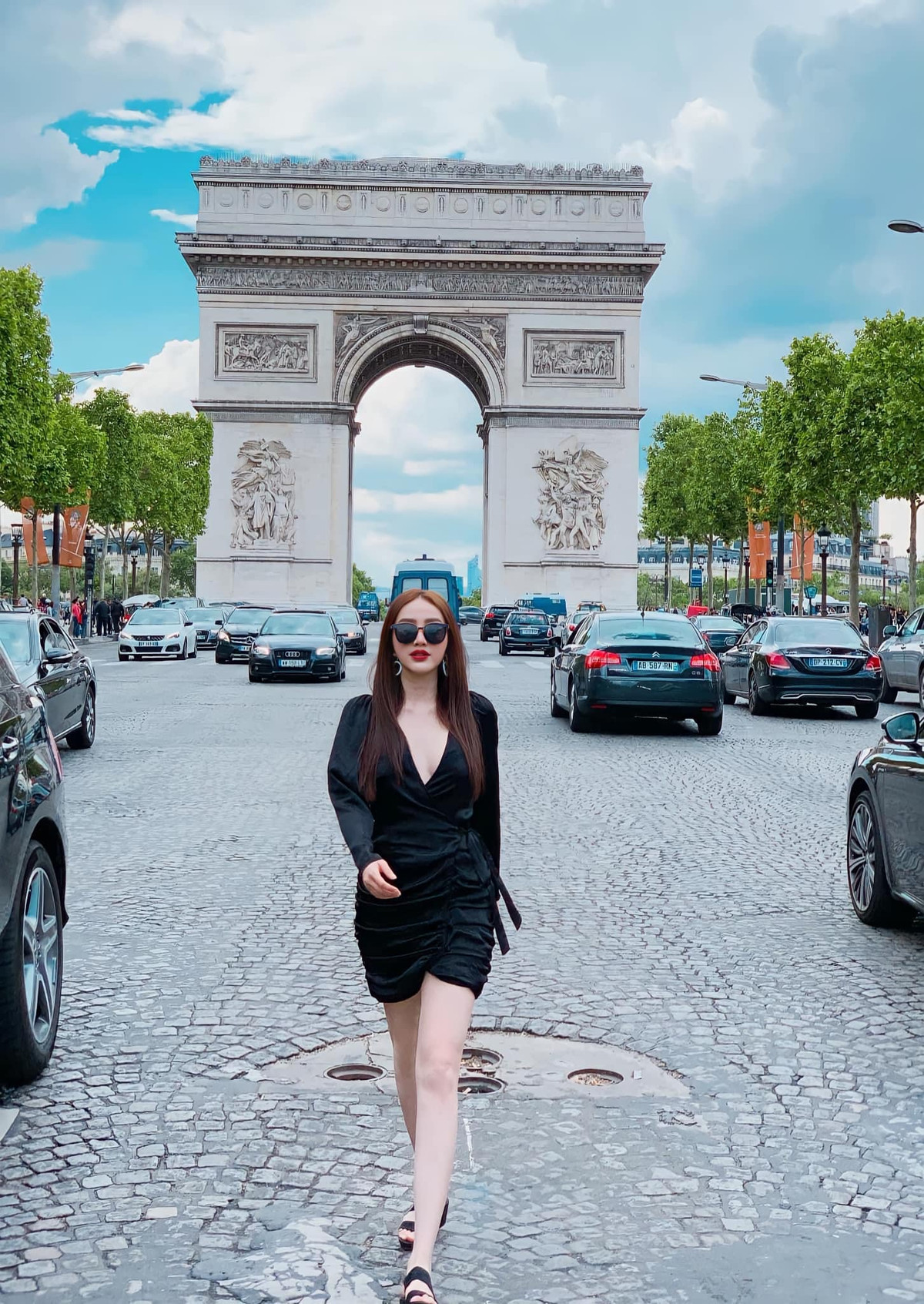 Bảo Thy bày tỏ quan điểm về cái đẹp: "Phụ nữ hãy đẹp mỗi ngày! Đừng chỉ đẹp khi cần".