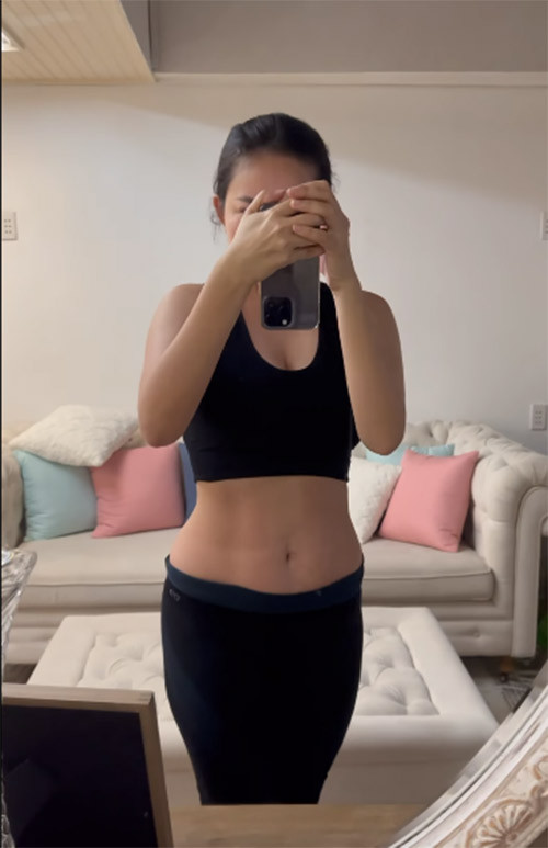 Để có được thân hình như ngày hôm này, cựu người mẫu 34 tuổi đã phải rất nỗ lực trong chế độ tập luyện và ăn uống. (Ảnh: FBNV)