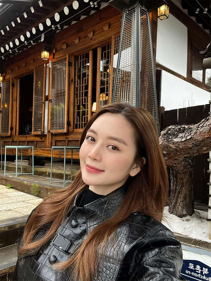 Nhan sắc nữ ca sĩ dính tin đồn hẹn hò chồng cũ Lệ Quyên Nhan sac nu ca si dinh tin don hen ho chong cu Le Quyen