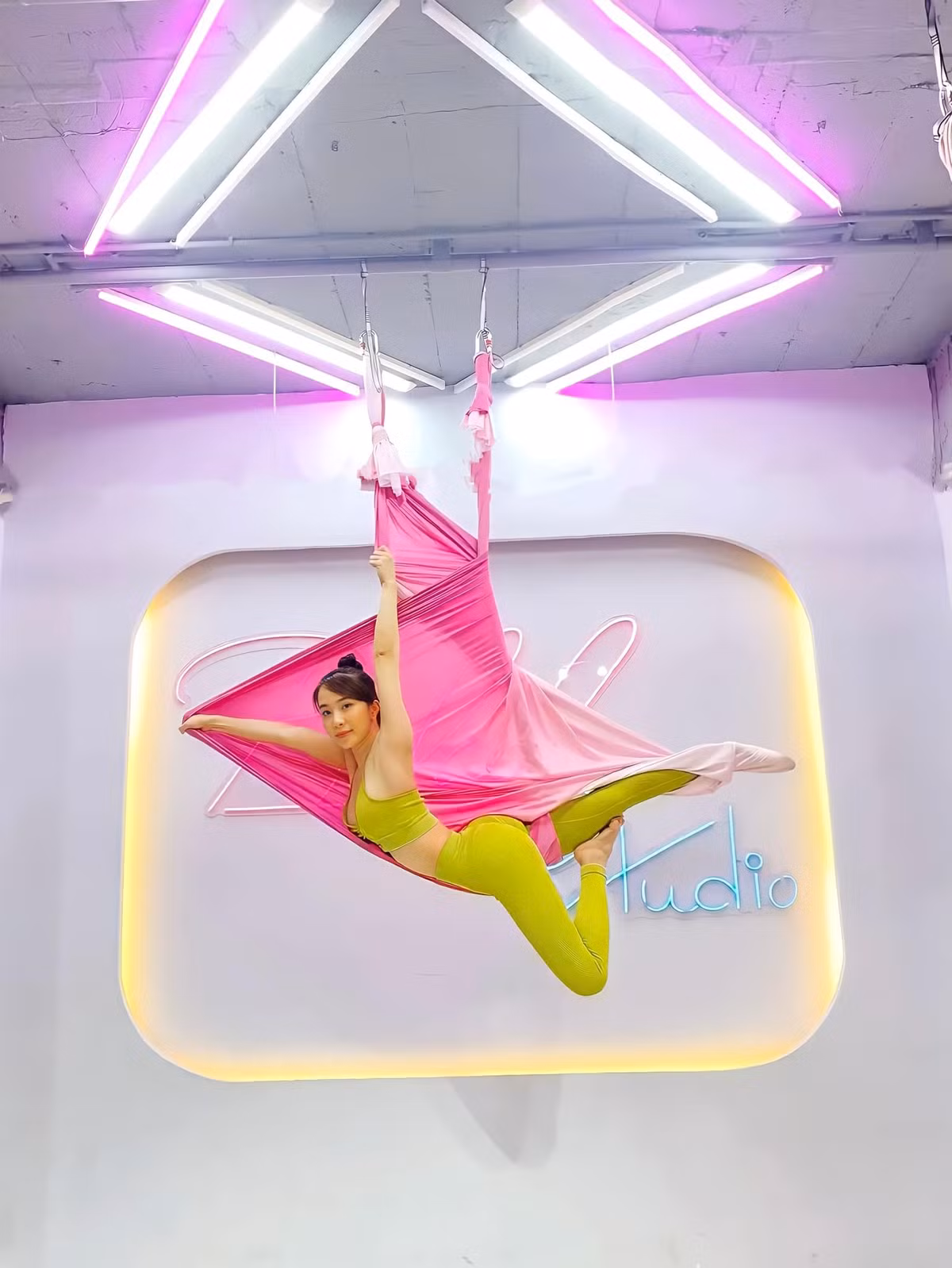 Nữ diễn viên truyền động lực làm đẹp cho các chị em qua những hình ảnh luyện tập hăng say.