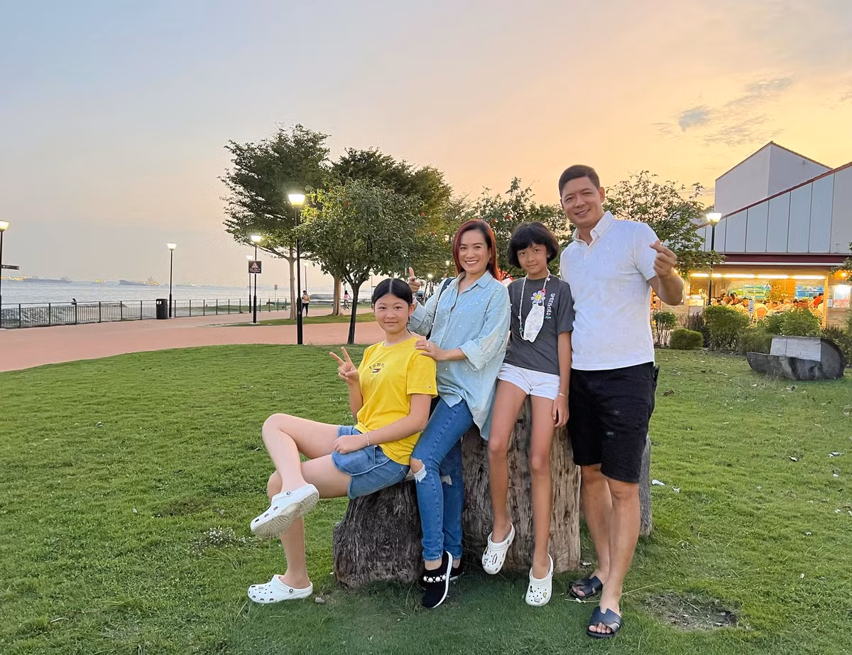 Cao gan bang me, con gai ut nha Binh Minh van duoc bo be