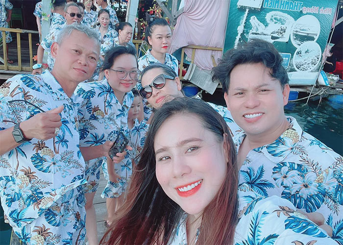 Diễn viên Hồ Bích Trâm làm dâu út trong gia đình có 9 chị gái chồng nhưng cô được cả nhà nhất mực cưng chiều.