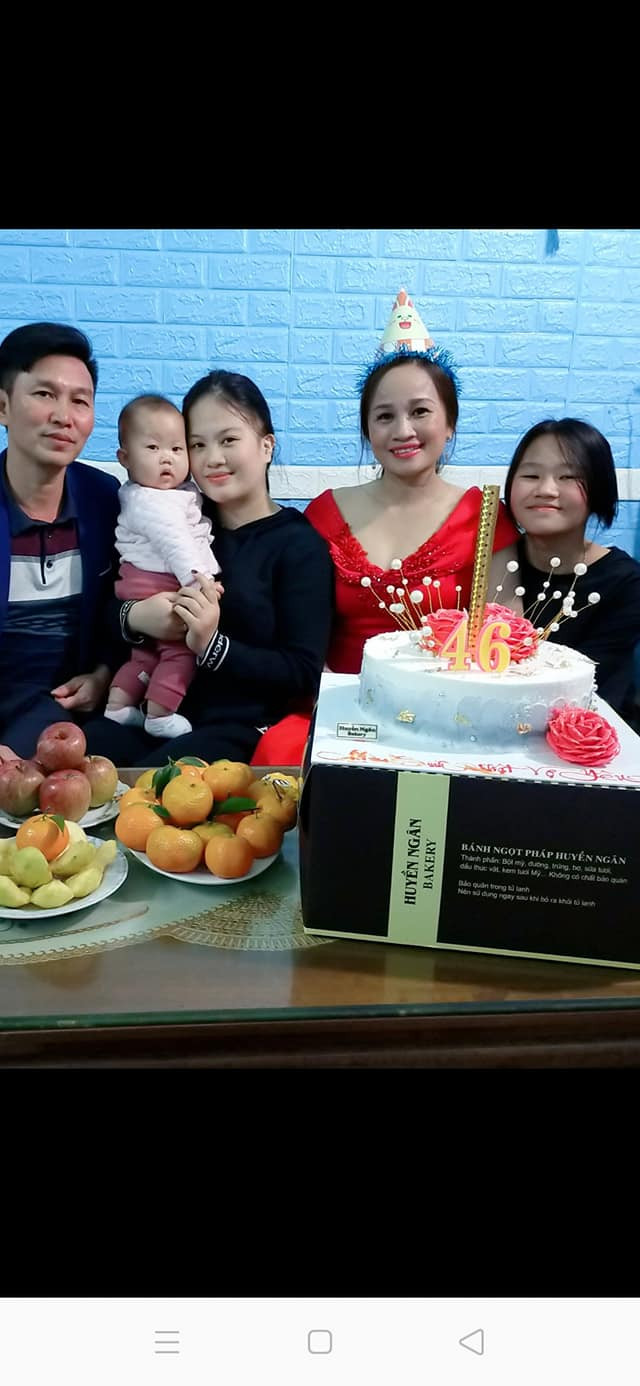 Lê Thị Dần đã lên chức bà ngoại ở tuổi U50 và tận hưởng cuộc sống hôn nhân viên mãn. Ông xã chính là hậu phương vững chắc của nữ diễn viên hài.