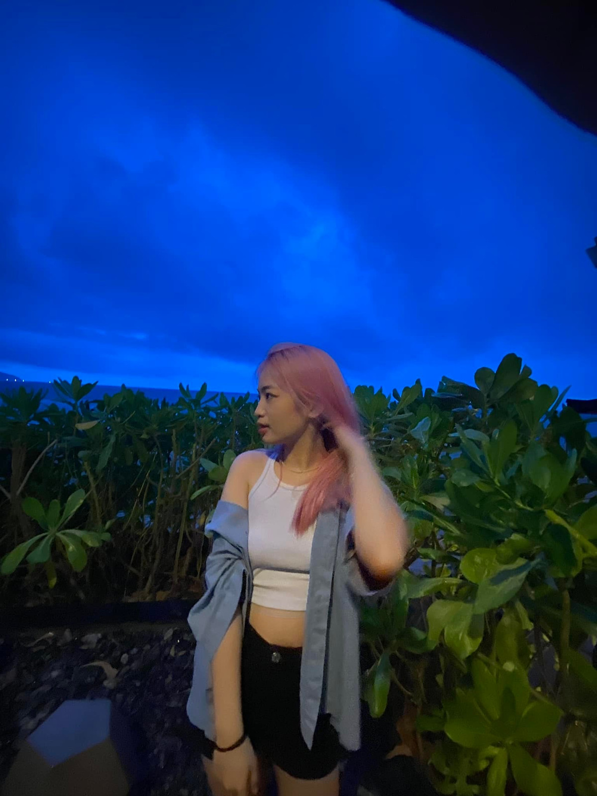 Cô nàng gen Z quyết theo sự nghiệp ca hát dù từng được bố định hướng làm công việc giảng dạy âm nhạc.