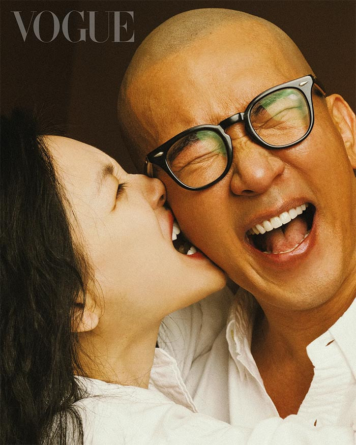 Vì nhiều lý do, tháng 11/2021, sau 10 năm kết hôn với Uông Tiểu Phi và có hai con chung, Từ Hy Viên và chồng ly hôn trong hòa bình. Tháng 3/2022, Từ Hy Viên kết hôn với Koo Jun Yup.