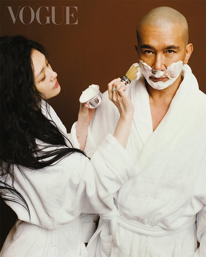 "Sau khi kết hôn với DJ Koo tôi cảm nhận được niềm hạnh phúc mà tôi chưa bao giờ tưởng tượng ra. Thỉnh thoảng khi tỉnh dậy lúc nửa đêm, tôi nghĩ mình đang mơ, nhưng chỉ cần sờ vào cái đầu hói của anh ấy là tôi biết đó là sự thực", Từ Hy Viên cho biết.