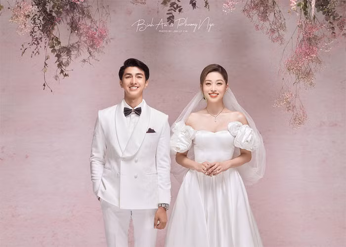 Hai người đã đăng ký kết hôn vào ngày 16/9/2022.