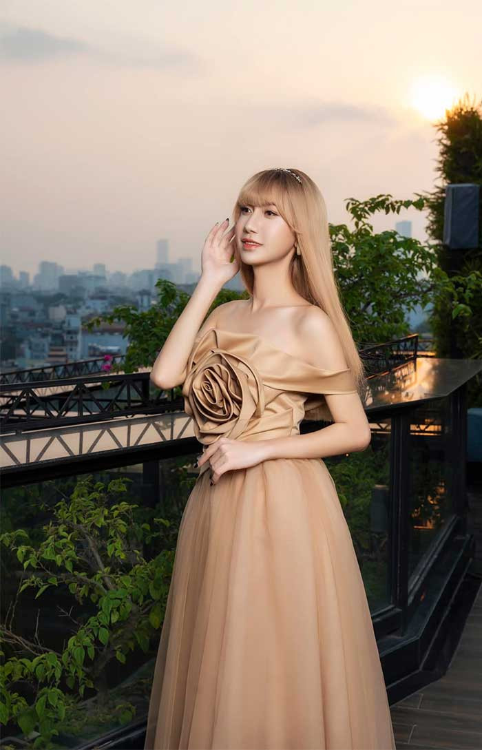 Năm 2019 Lynk Lee chi hơn 1 tỷ đồng để phẫu thuật chuyển giới.