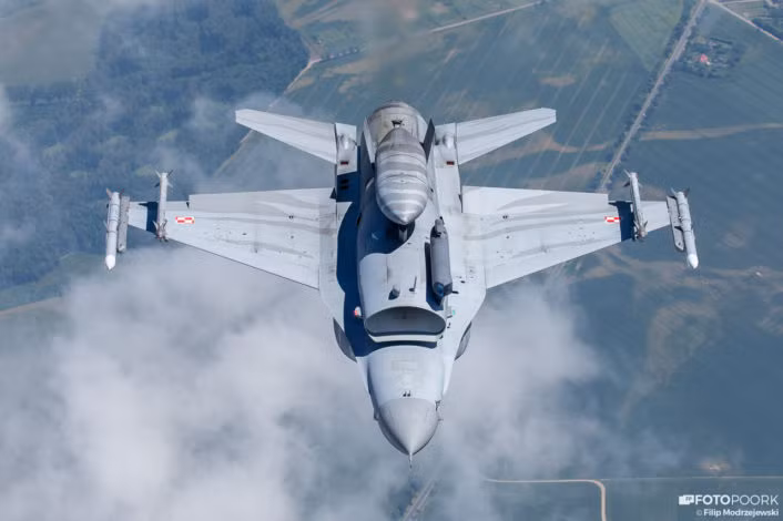 Gần đây, Mỹ còn đồng ý cung cấp cả tên lửa hành trình thế hệ mới JASSM AGM-158 cho Ba Lan sử dụng trên F-16.