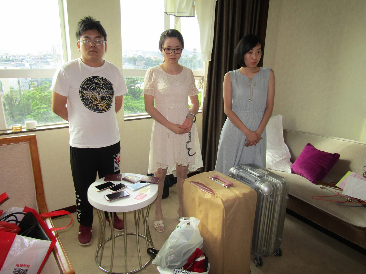 3 trong số các đối tượng tại Khách sạn Hồng Vận.Ảnh: Công an tỉnh Quảng Ninh.