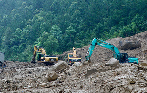 Mua lu o cac tinh phia Bac: So nguoi chet, mat tich tiep tuc tang-Hinh-2